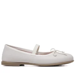 Bailarinas color blancas con lazo tipo mercedita
