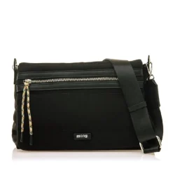 Bolso Mustang agra estilo deportivo