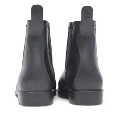 Botas agua estilo chelsea en negro con tirador trasero