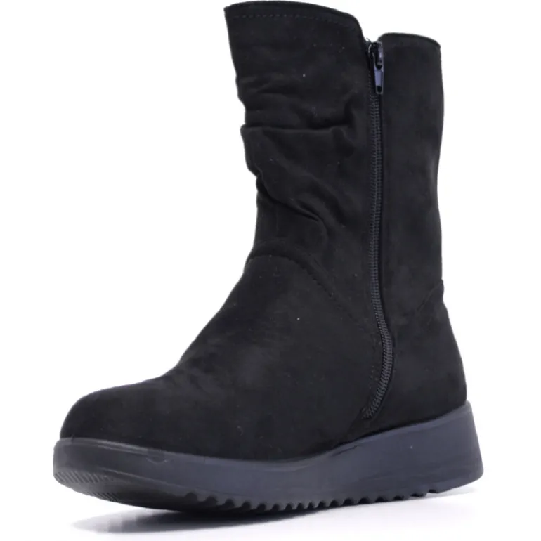 Botas planas Amarpies negras con caña arrugada y cremallera