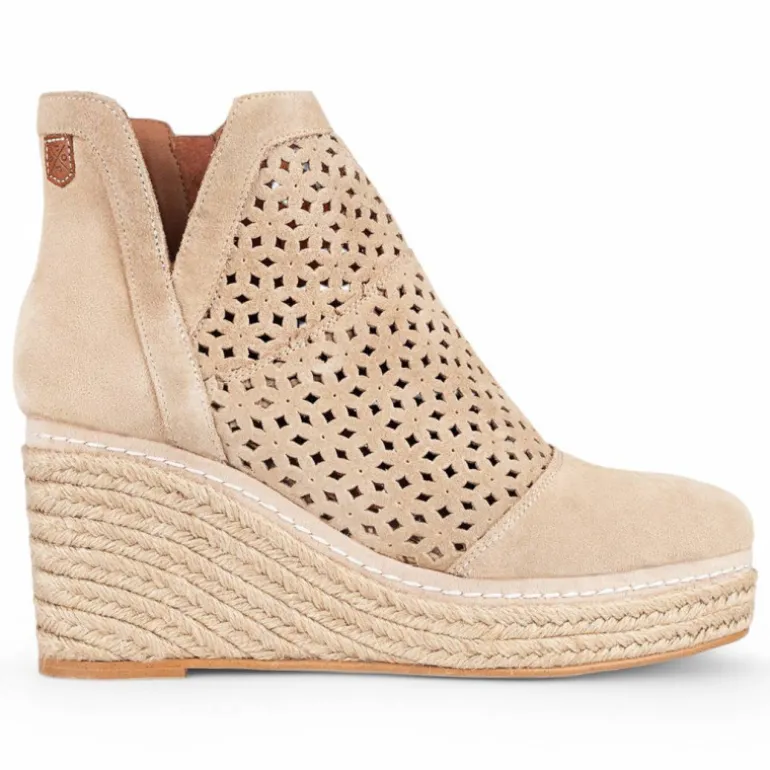 BOTIN IRA PICADO PIEL BEIGE POPA