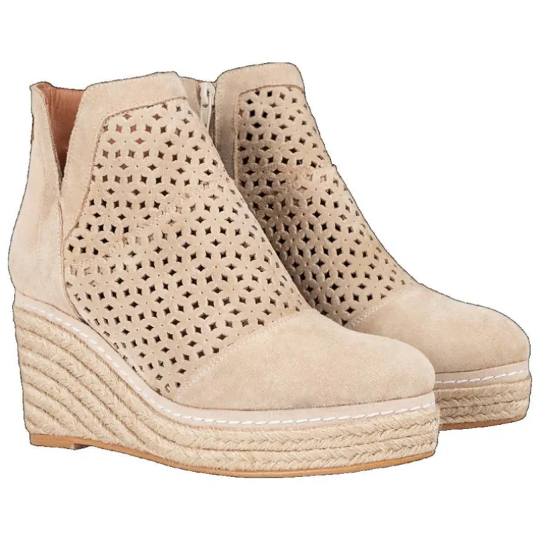 BOTIN IRA PICADO PIEL BEIGE POPA