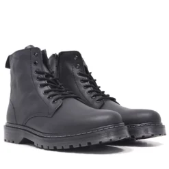 Botines Lobo helm de piel negras con cordones