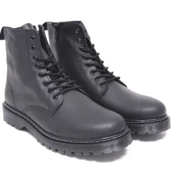 Botines Lobo helm de piel negras con cordones