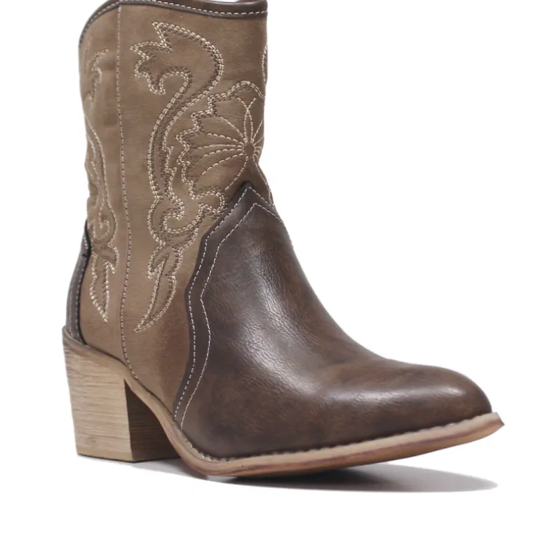 Botines tacón Chika 10 marrones tip cowboy