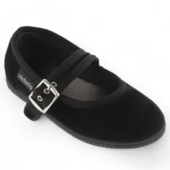 Merceditas Victoria oda de terciopelo negras