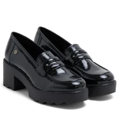 MOCASINES DE PIEL CHAROL CON TACÓN NEGRO MADDY PORRONET