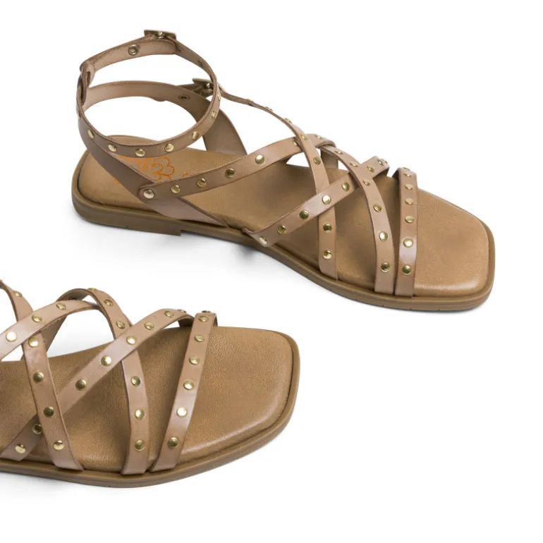 SANDALIA PLANA ROMANA DE PIEL TACHUELAS TAUPE VERNA PORRONET