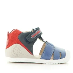 Sandalias abotinadas Biomecanics con combinación de azules y rojo