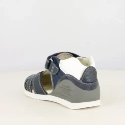 Sandalias abotinadas Biomecanics azul con detalle en naranja cierre con velcro y elástico