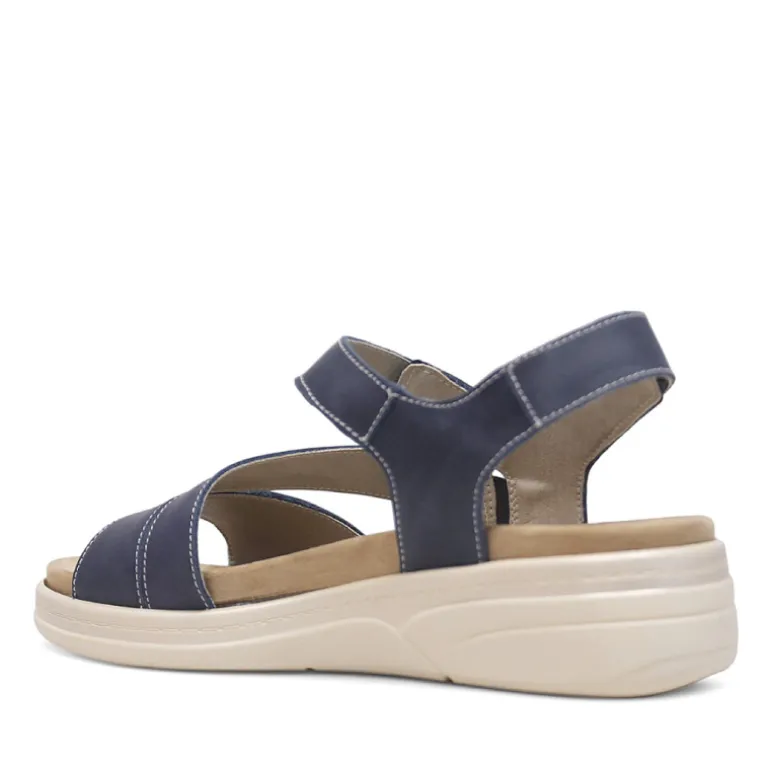 Sandalias cuña Treintas azules de piel con tira cruzada en el empeine y cierre de velcro