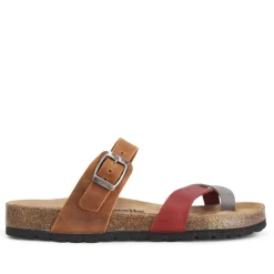 Sandalias planas marrones y rojas con ajuste con hebilla de piel