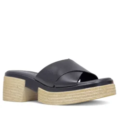 Sandalias plataformas Redlove Alexia negras de piel de bandas anchas cruzadas con plataforma