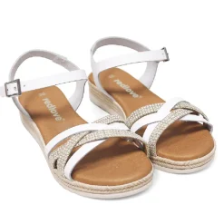 sandalias Redlove laia blancas con tiras delanteras cruzadas