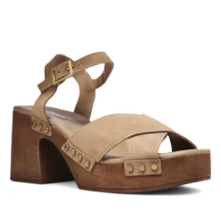 Sandalias tacón Redlove Julia marrones con plataforma de madera y tiras cruzadas