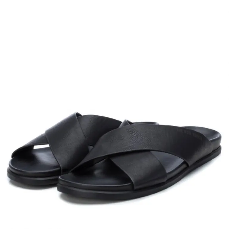 Sandalias Xti negras cruzadas con tiras anchas