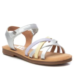 sandalias Xti plateadas con tiras cruzadas y cirre de velcro al tobillo