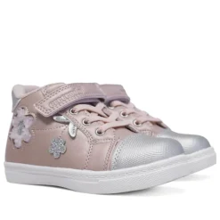 Zapatillas altas Querolets con puntera plateada y flor de borreguito