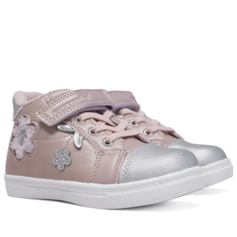 Zapatillas altas Querolets con puntera plateada y flor de borreguito