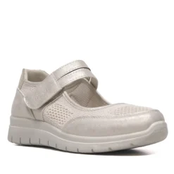 Zapatillas Amarpies beige con tira superior atado con velcro
