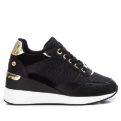 Zapatillas cuña Xti 141907 negras con detalles metalizados