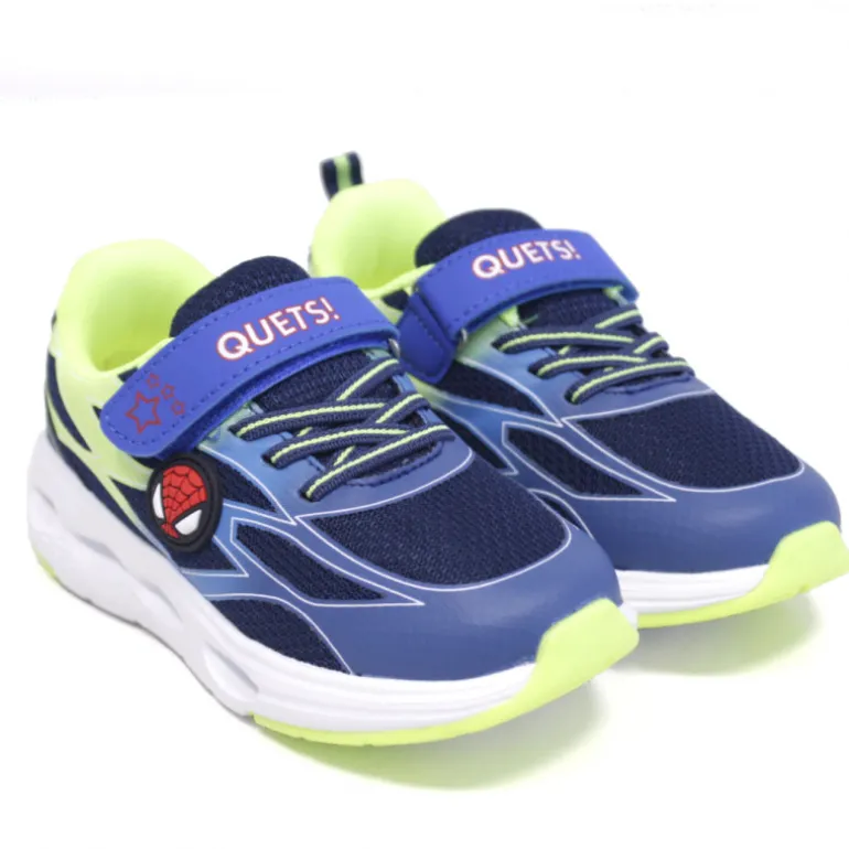 Zapatillas deporte QUETS! azules y amarillas con detalle de Spiderman y luces
