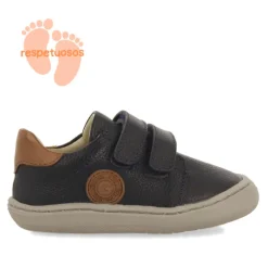 Zapatos Gioseppo azules con detalles marrones de piel respetuosos