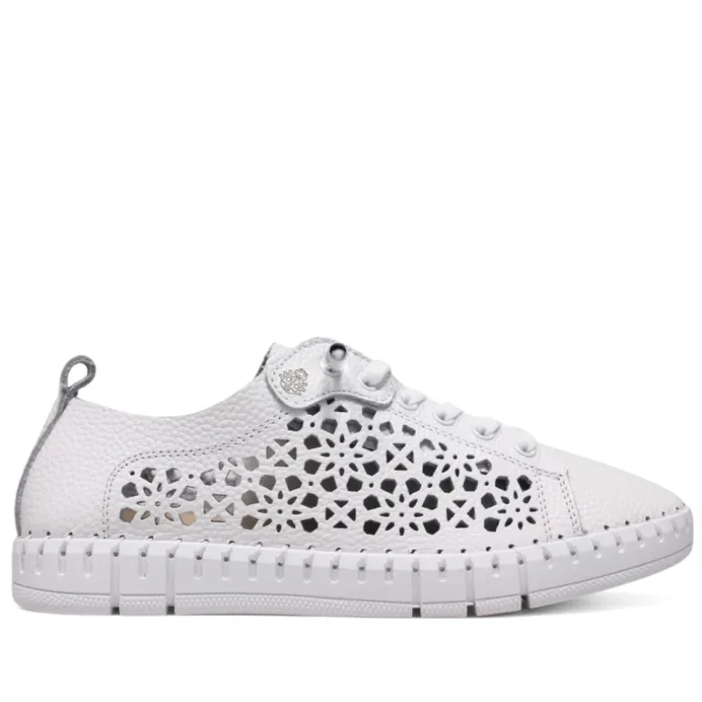 Zapatos planos Yokono flow blancos de piel con diseño troquelado