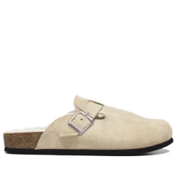 Zuecos color beige con borreguito